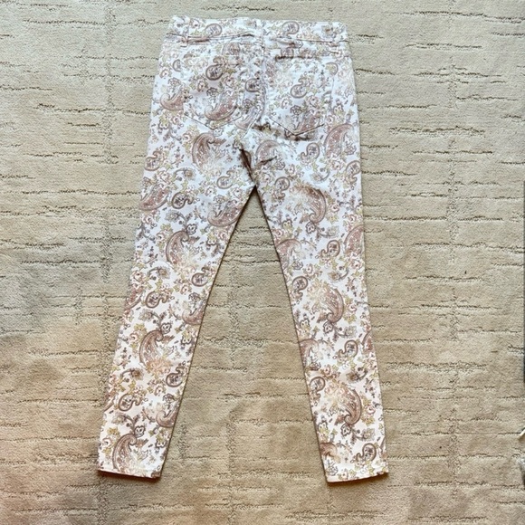 ✨ Forever 21 Premium Denim Paisley Patterned Skinny Jeans - Picture 5 of 8